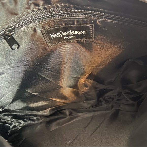 Yves Saint Laurent Opium Cosmetic/Perfume Bag - Picture 5 of 7